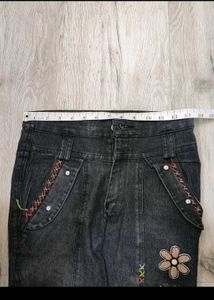 sc1269 Stylish Sabrin Jeans size 28