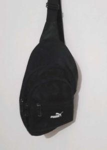 Puma Sling Bag🖤