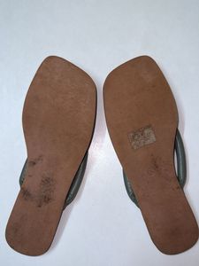 Madden Girl Olive Green Flip Flops - Size 37