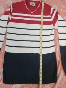 Attractive Red Colour Men Sweater Com Tshirt