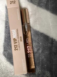 Carolina Herrera 212 VIP Rose