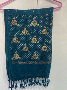 Redium Colour Beautiful Stoles