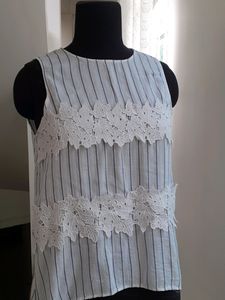 ZARA  sleeveless top
