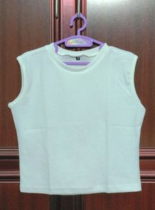Sleeveless White Crop Top Size S