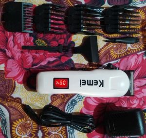 Kemei Hair Trimmer (ROSE HOUSE)