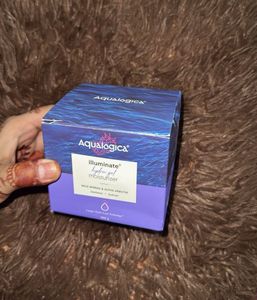 Aqualogica Illuminate Moisturizer