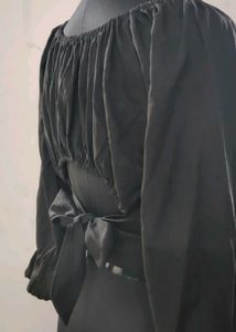 Black Please to Crop Top