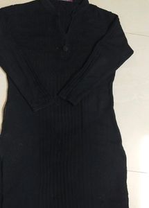 Ladies Black Colour Woolen Kurti