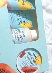 Newest Skinnovative Nourishing Facial Kit 😍🧡