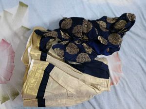 Baby Girl&#39;s Traditional set