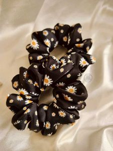 Black Daisy Scrunchies