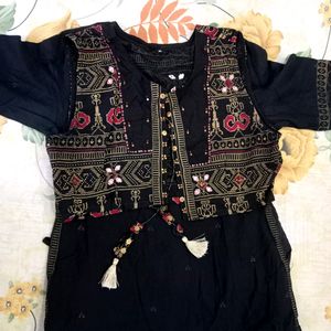Printed Black Kurti Set