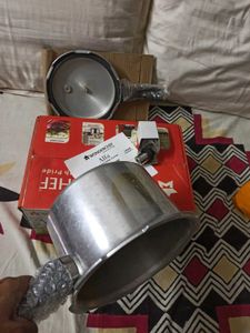 Virgin Aluminium Pressure Cooker (3 L)