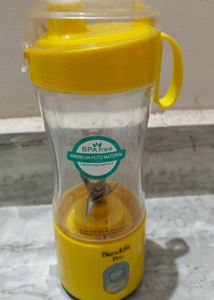 Electric juicer