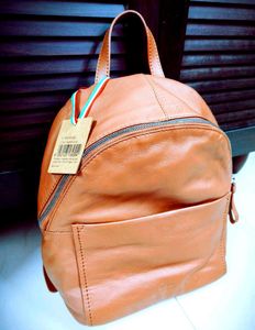 Leather 🎒  Bagpack
