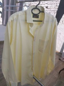Bundle of 5 Men&#39;s Dress Shirts