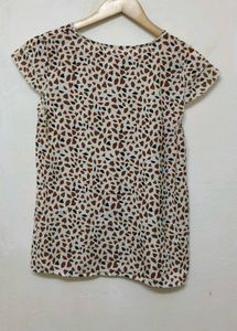 Trendy New Animal Print Cap Sleeve Top
