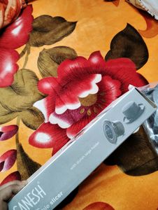 Adjustable Multipurpose Potato/Onion Slicer and Gr