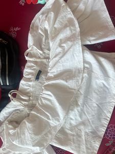 White Zara top with adjustable strap/Cotton fabric
