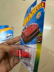 Hot Wheels &#39;73 Pontiac &amp; Ferrari F40