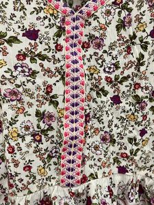 Floral Sleeveless Top 🌸