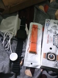Brand New Smart Watch With 2 Straps