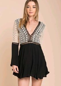 Carson Crochet Details Dress Black/White