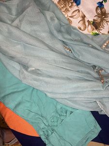 Pakistani Stylish Printed Kurta Set