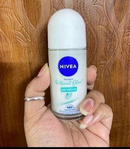 Nivea Natural Glow Deodorant