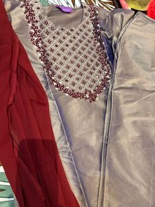 New Unused Suit Beautiful Shiny
