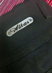 Ripped Black Skinny Jeans