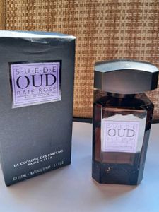 Suede Oud Baie Rose Perfume