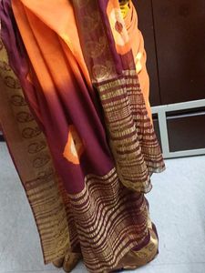 printed orange saare