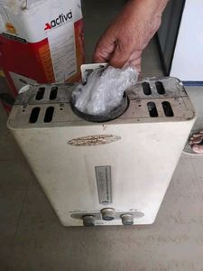 6L Water Heater not working properly