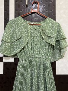 FLORAL DRESS🌸🌸🌸