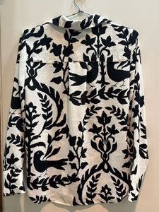 Black and white bird print top