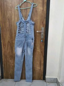 it mentioned 34...but 30-32...Denim Jumpsuit