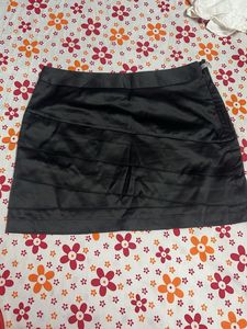 Chic Black Mini Skirt