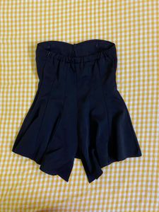 Chic Black Bandeau Top Bust 32(stretchy)