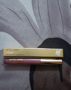 MYGLAMM Liquid Lipstick
