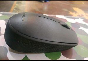 Logitech B170 Wireless Mouse with USB Receiver