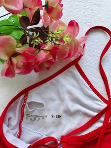 Shein :  Red Crop Top