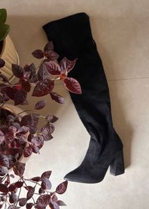 Black Over-the-Knee Boots