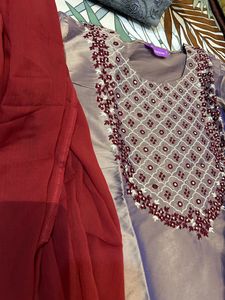 New Unused Suit Beautiful Shiny