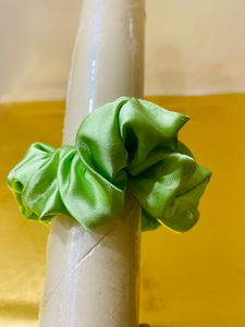 Pistachio Scrunchie