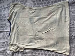 White &amp; Off-white Tshirt