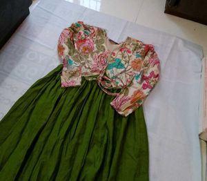 Gown (Women)