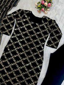Party Wear Or Eid Spcl Black Suit No Offer Plz