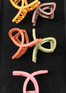 Hair Claw Clips - BUY ANY 2 @ 75 Rs