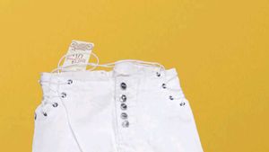 M@23 Size-28 White High-Waisted Jeans